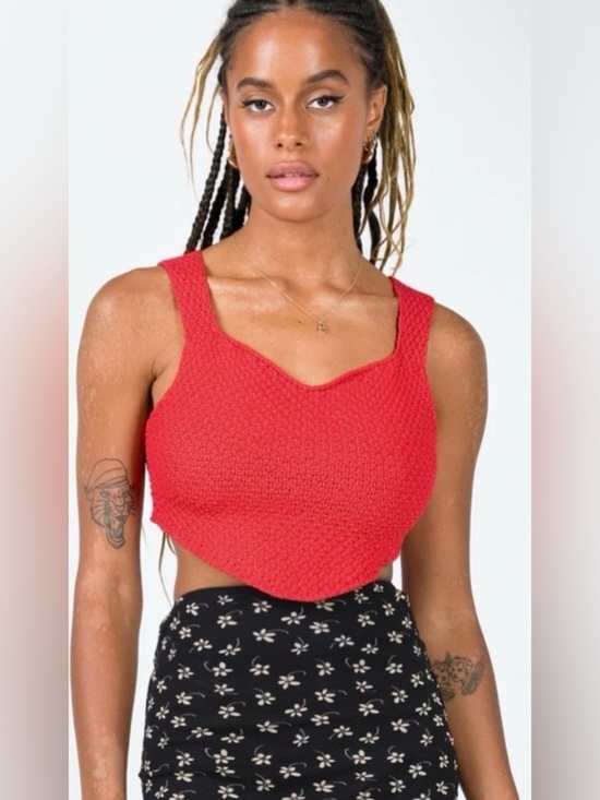 Princess Polly Tops - Princess Polly Dalton Top Red Textured Crop Pointed Hem Festival Y2K Size 4 S/M